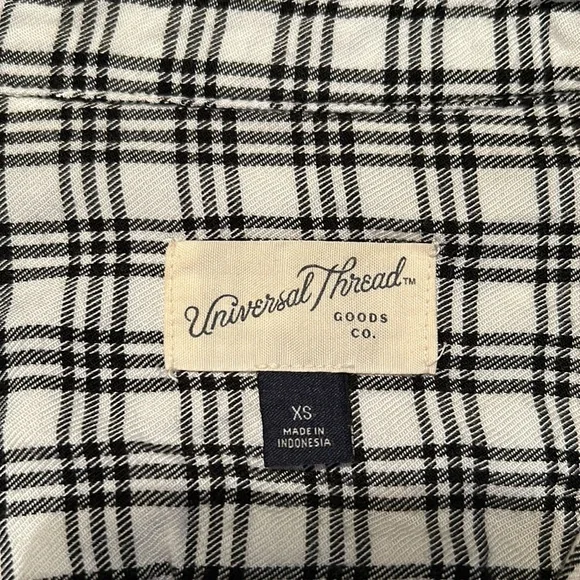 Universal Thread Top - Picture 3 of 9